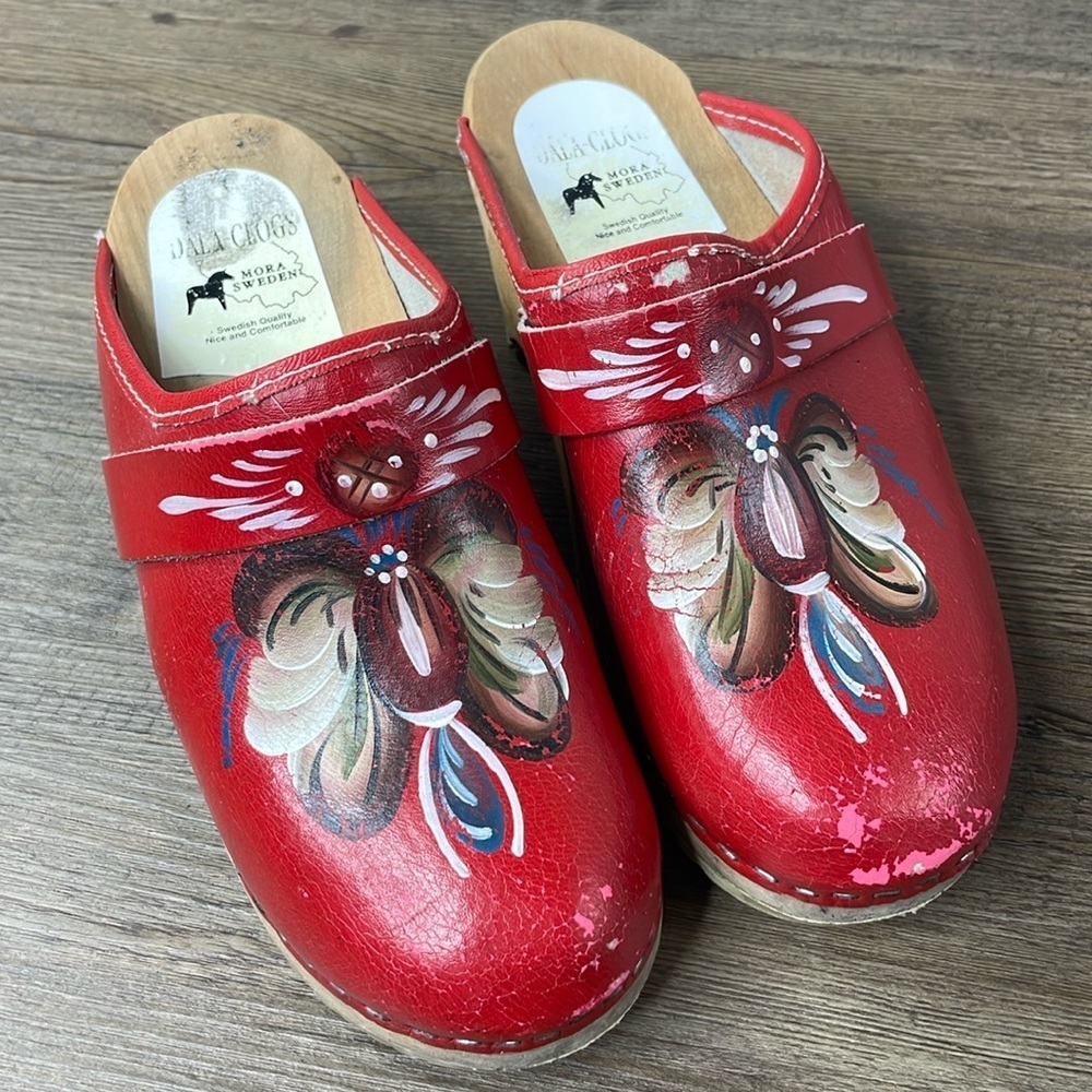 Dala Women’s Red Painted Swedish Clogs, Heidi the Swiss Miss, Scandinavian EU 36